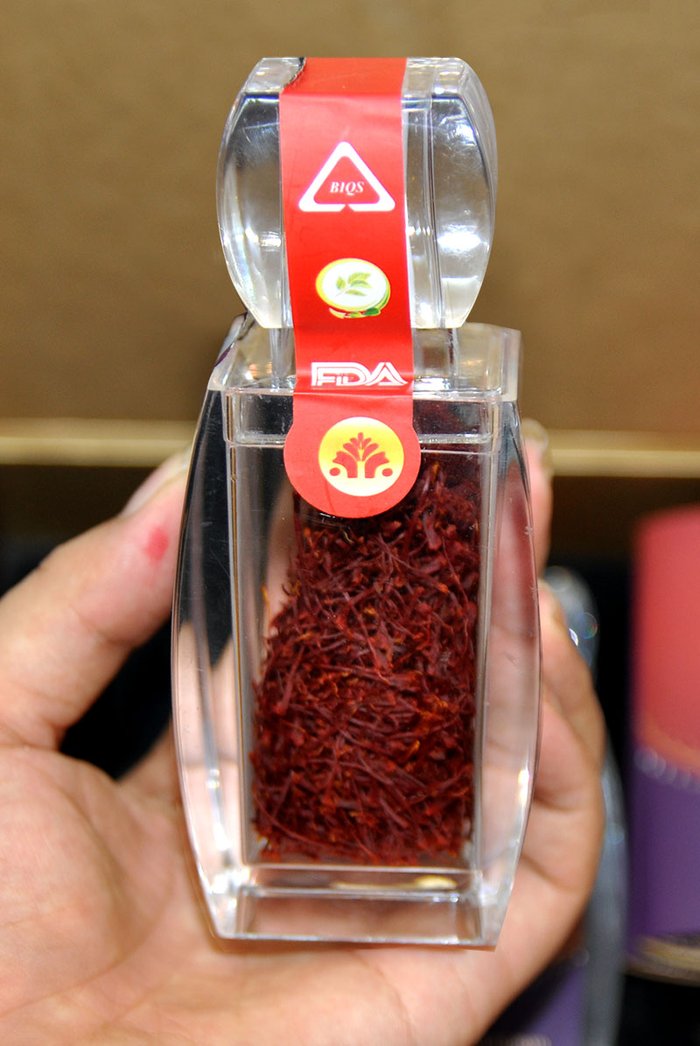 Bộ sản phẩm Nhụy hoa nghệ tây saffron SALAM  trà hoa cúc hộp 5g NT002 9